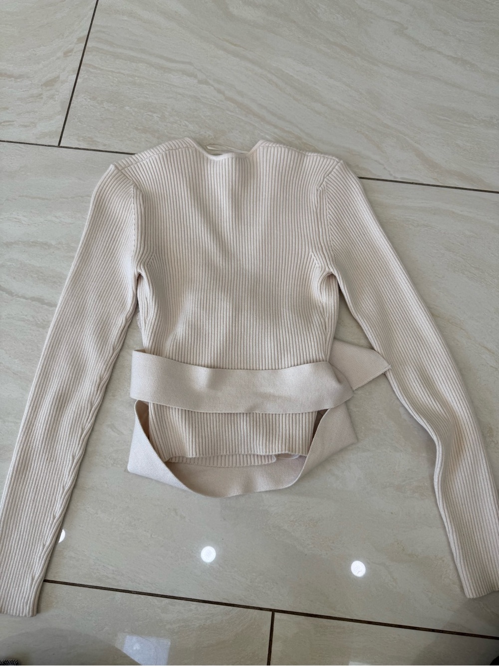 Zara Ribbed V‑Neck Wrap Top in Beige - Picture 4 of 5
